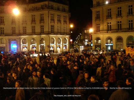 Heurts !!!!! Mouvement étudiant et Lyceens Dans La Nuit Du 31 03 2006 7